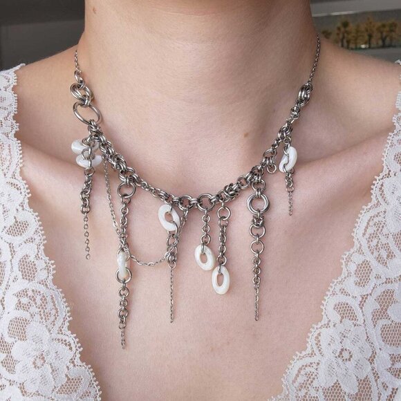 Mermaid's asymmetrical white pearl and silver chunky statement necklace - Picture 8 of 8